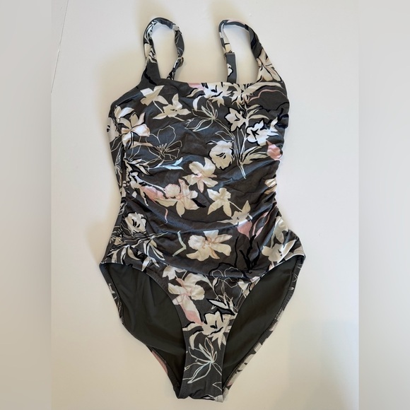 Athleta one piece bathing suit size small - Picture 1 of 7